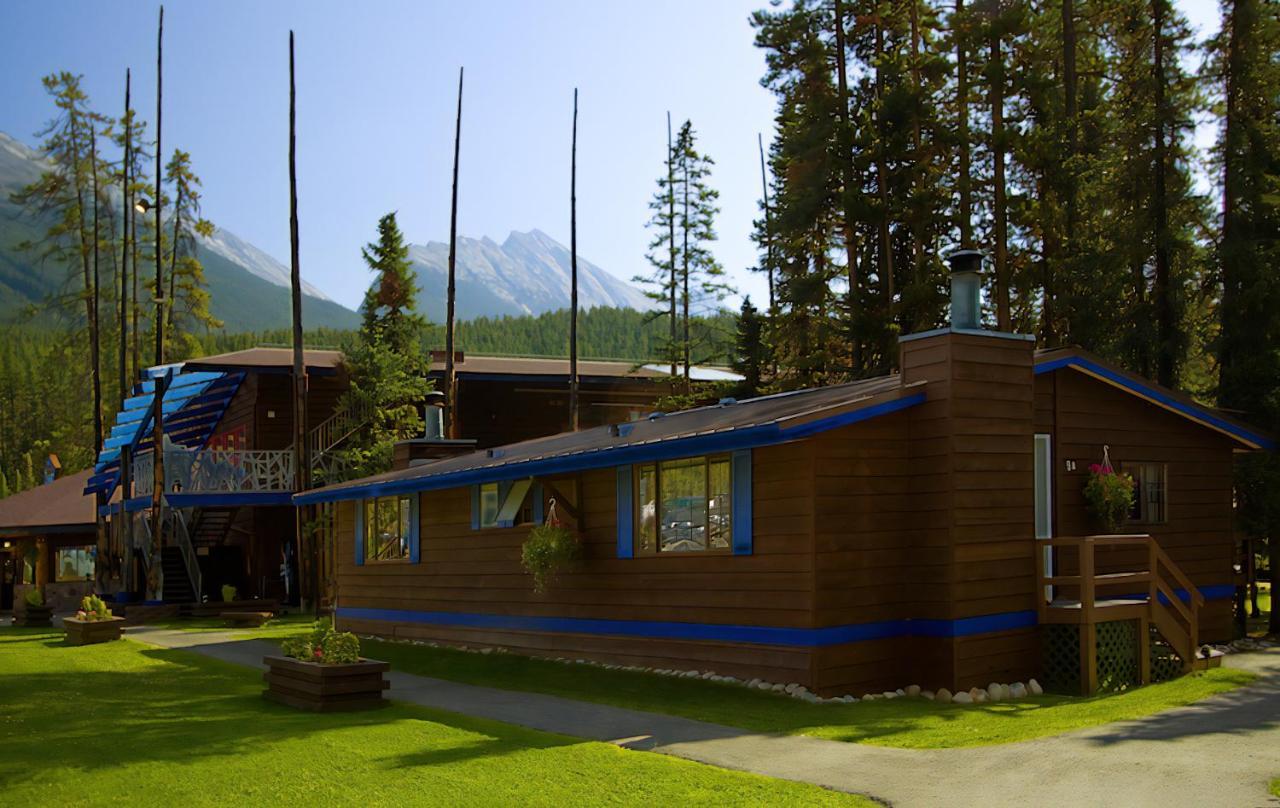 Sunwapta Falls Rocky Mountain Lodge Jasper Ngoại thất bức ảnh